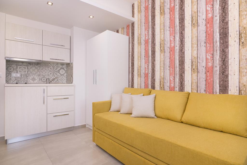 Estian Deluxe Apartment Limenaria  Bagian luar foto