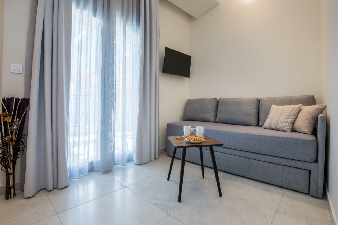 Estian Deluxe Apartment Limenaria  Bagian luar foto